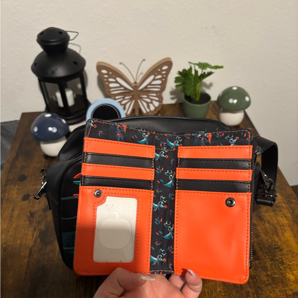 Nightmare Before Christmas Loungefly Purse and Wallet - Picture 4 of 4